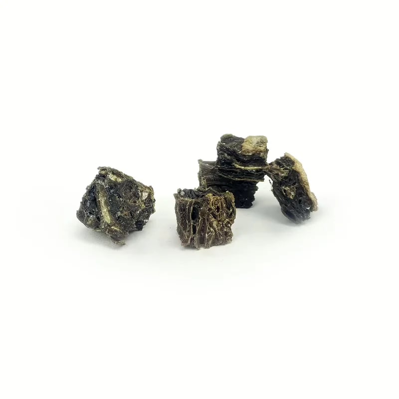 Cubes de peau de saumon