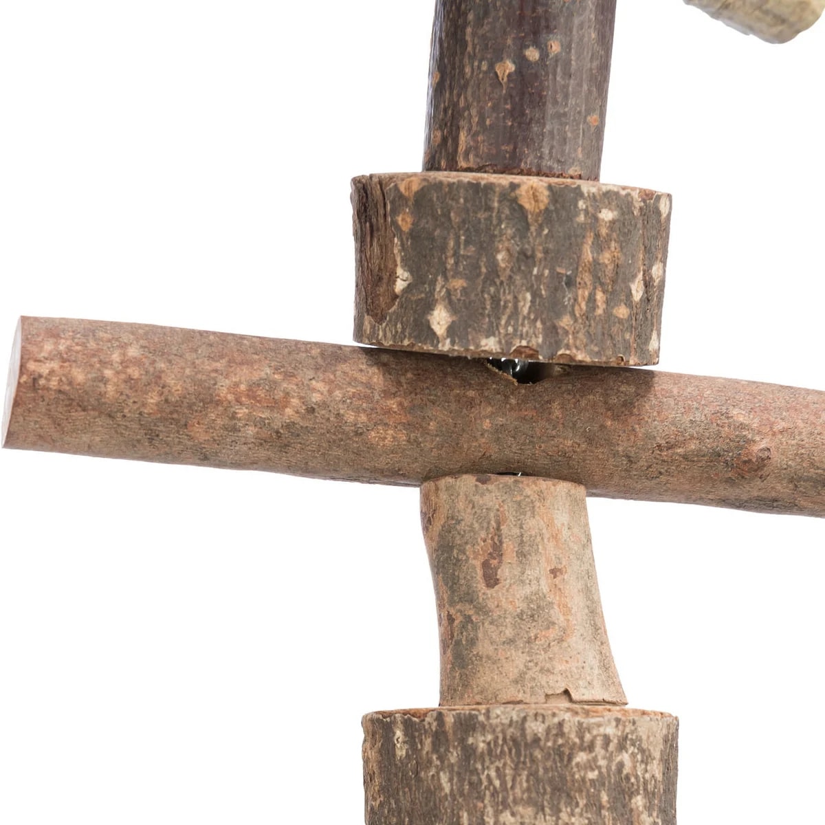 Jouet en bois suspendu, photo 2 sur 2